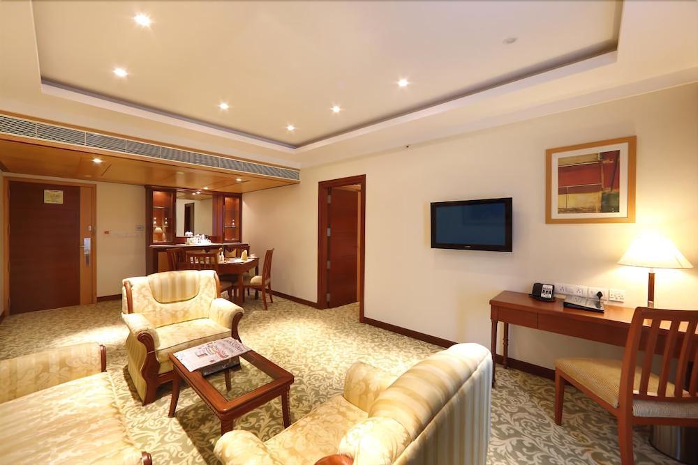 Accord Puducherry Exterior foto